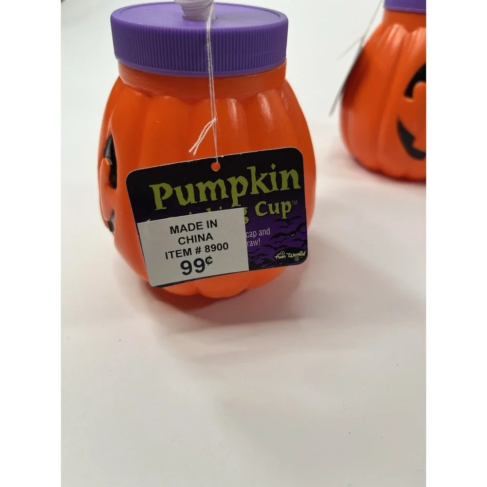 Lot Of Five 5 Plastic Pumpkin Mummy Halloween Cups With Lid And Bendy Straw